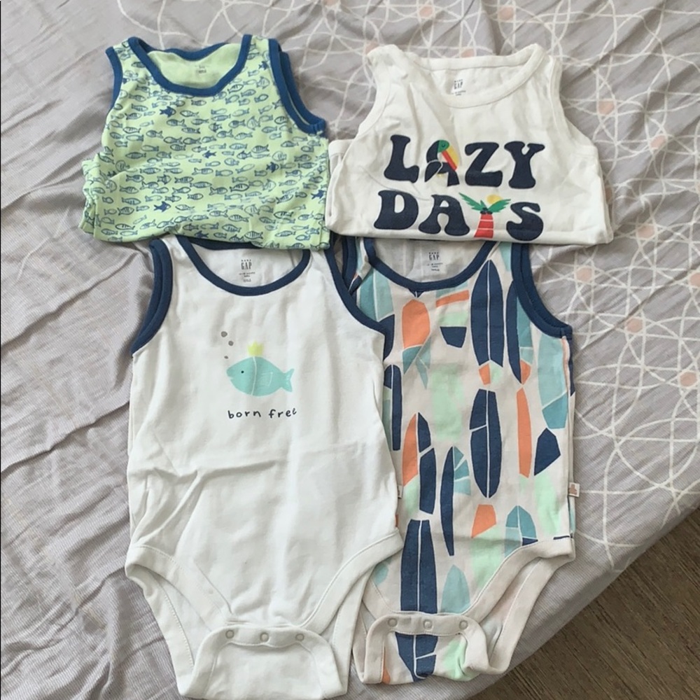 4pc baby GAP sleeveless onesies 12-18M